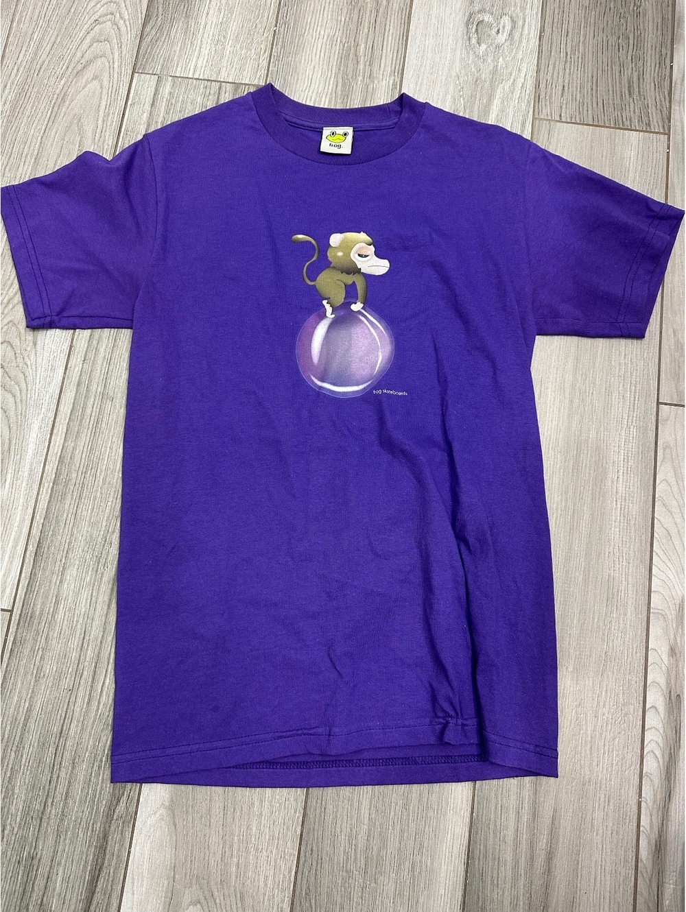 frog skateboards Purple Graphic T-Shirt with Monkey Design Size Small